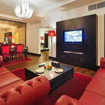 Mangrove Hotel Suite