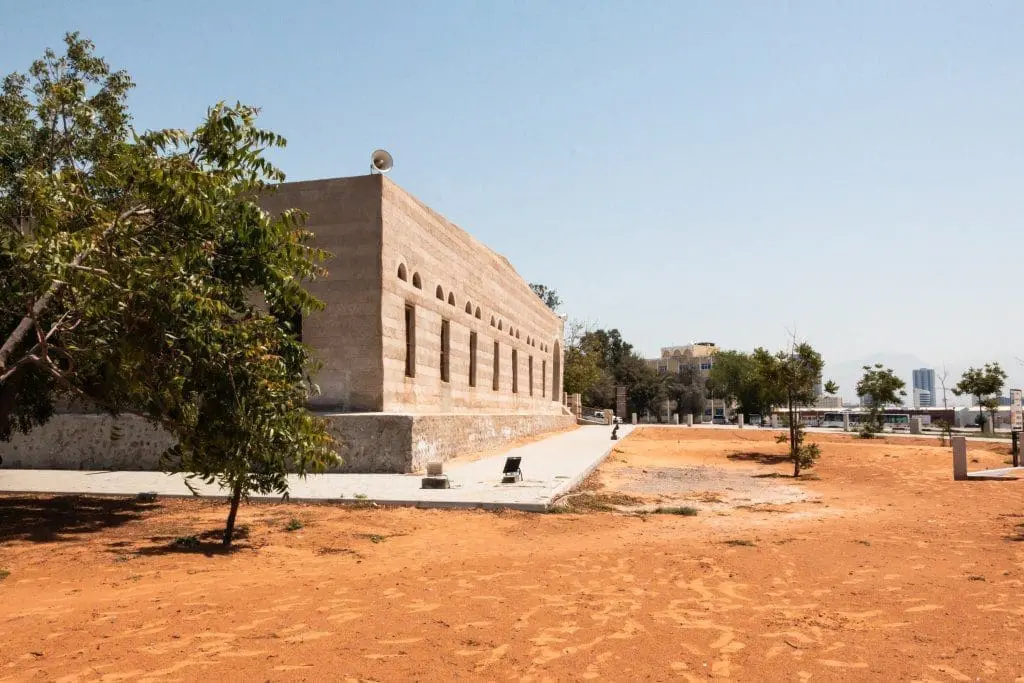 Mohammed Bin Salim Mosque Outside -pichi