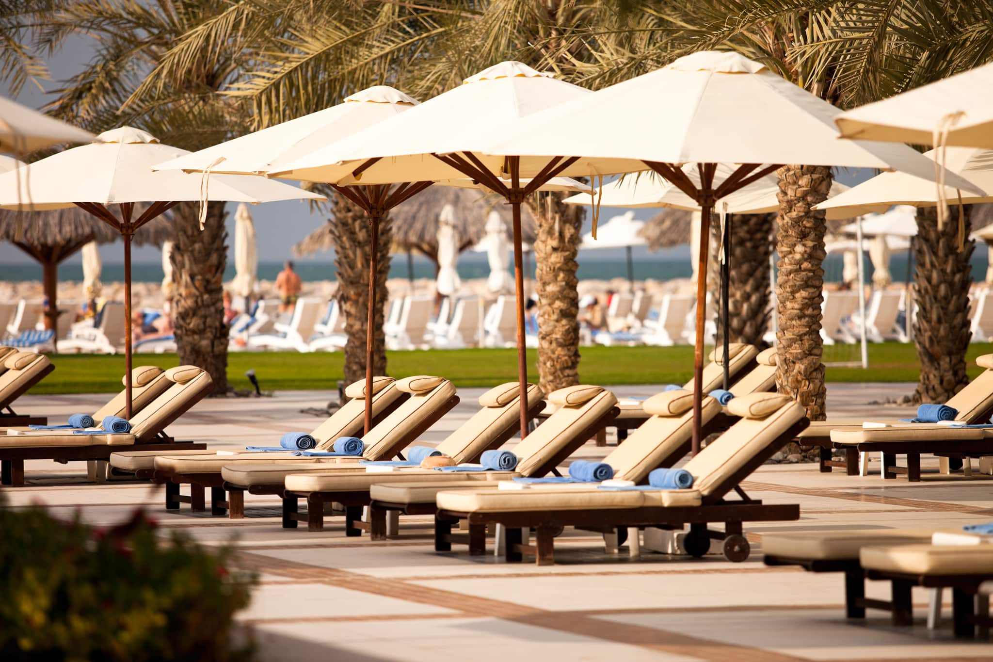 Hilton-Ras-Al-Khaimah-Resort-&-Spa-pool